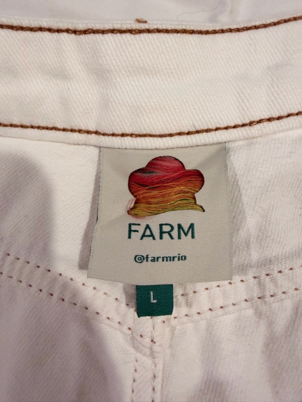 Farm Rio Floral Embroidered Women’s Shorts - Picture 4 of 5